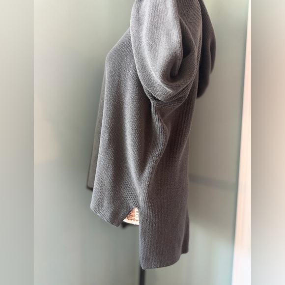 Athleta Gray Ribbed Hooded Sweater - Picture 3 of 4
